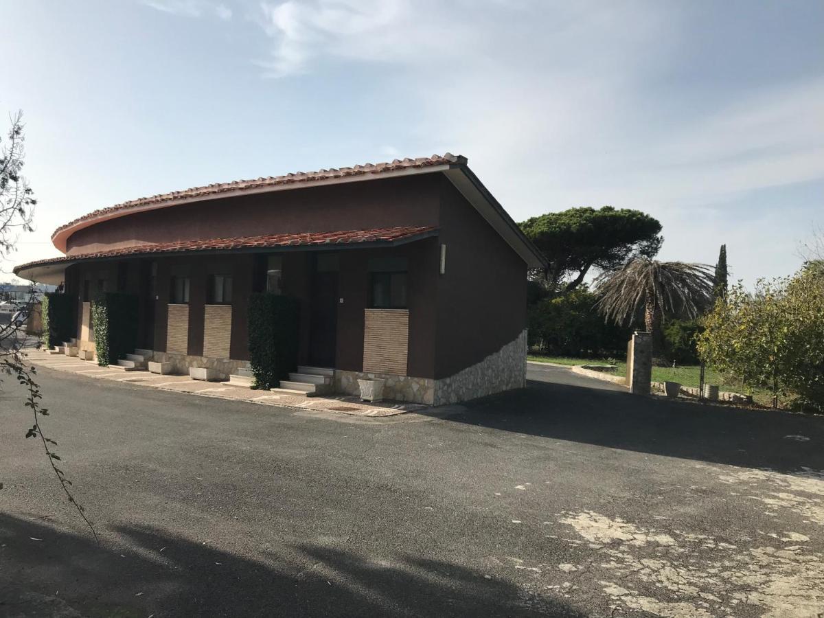 American Motel Cisterna di Latina Kültér fotó
