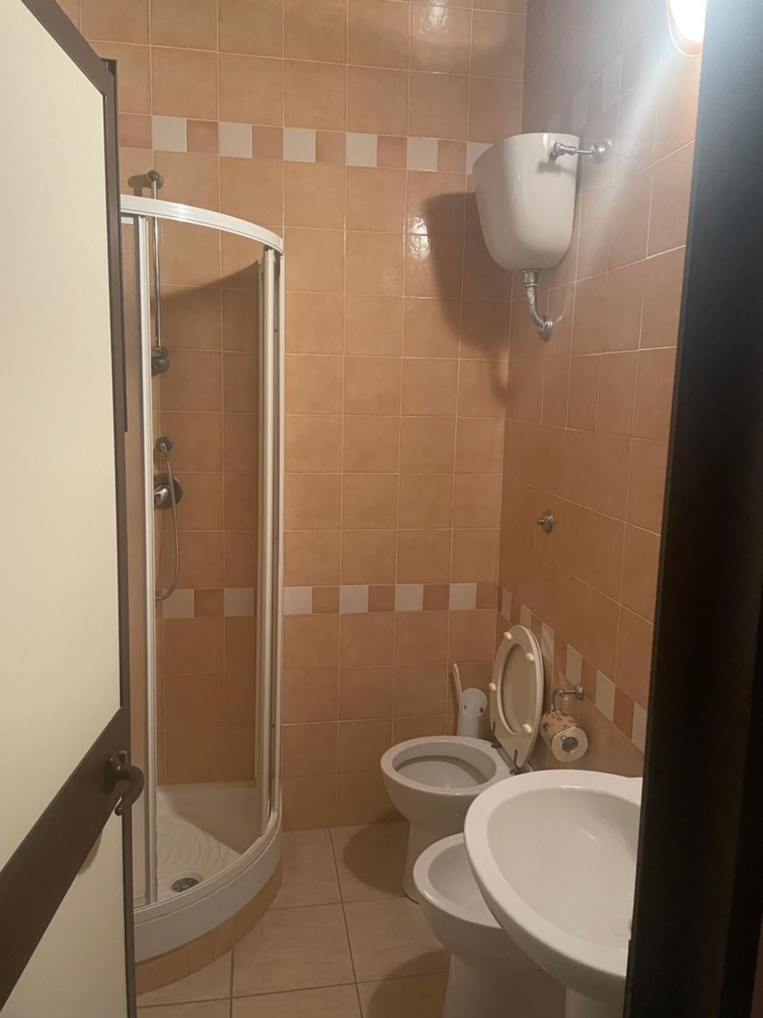 American Motel Cisterna di Latina Kültér fotó